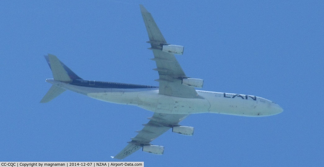 CC-CQC, 2000 Airbus A340-313X C/N 363, overhead on way into AKL