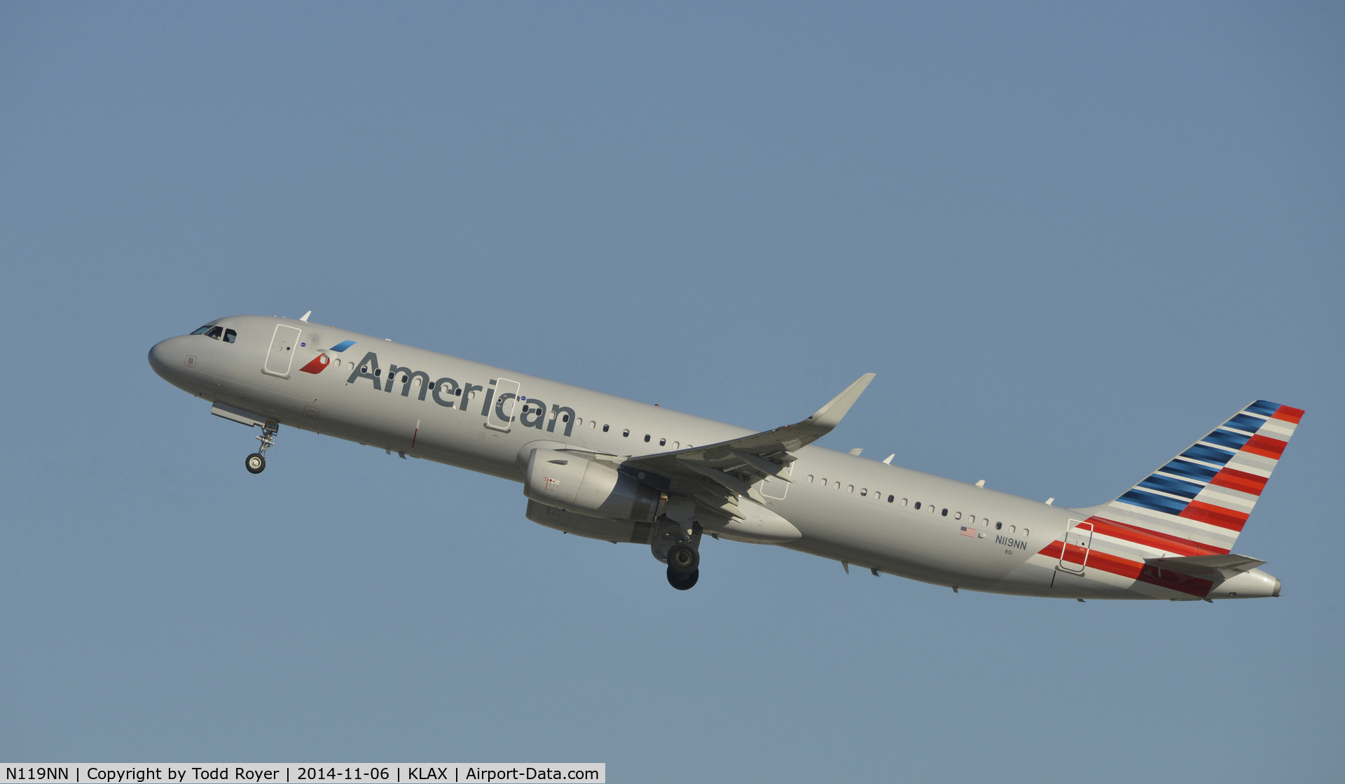 N119NN, 2014 Airbus A321-231 C/N 6222, Departing LAX on 25R