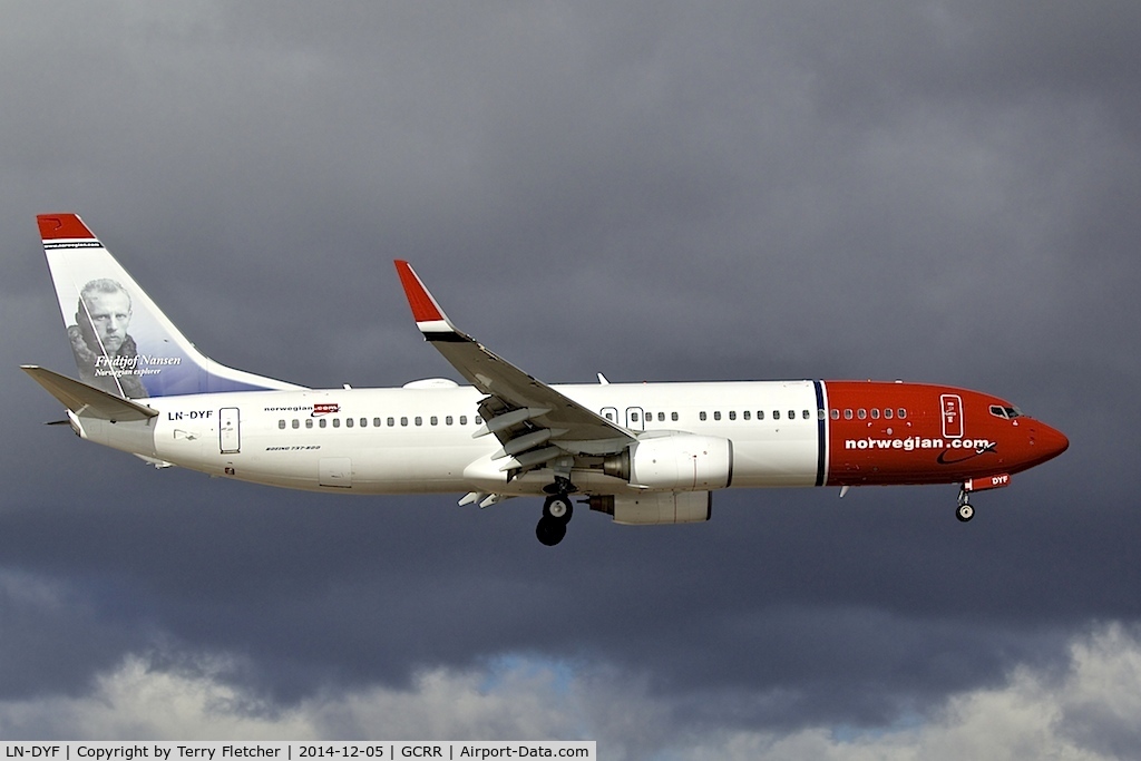 LN-DYF, 2010 Boeing 737-8JP C/N 39004, At Lanzarote Airport ( Canary Isles ) in December 2014