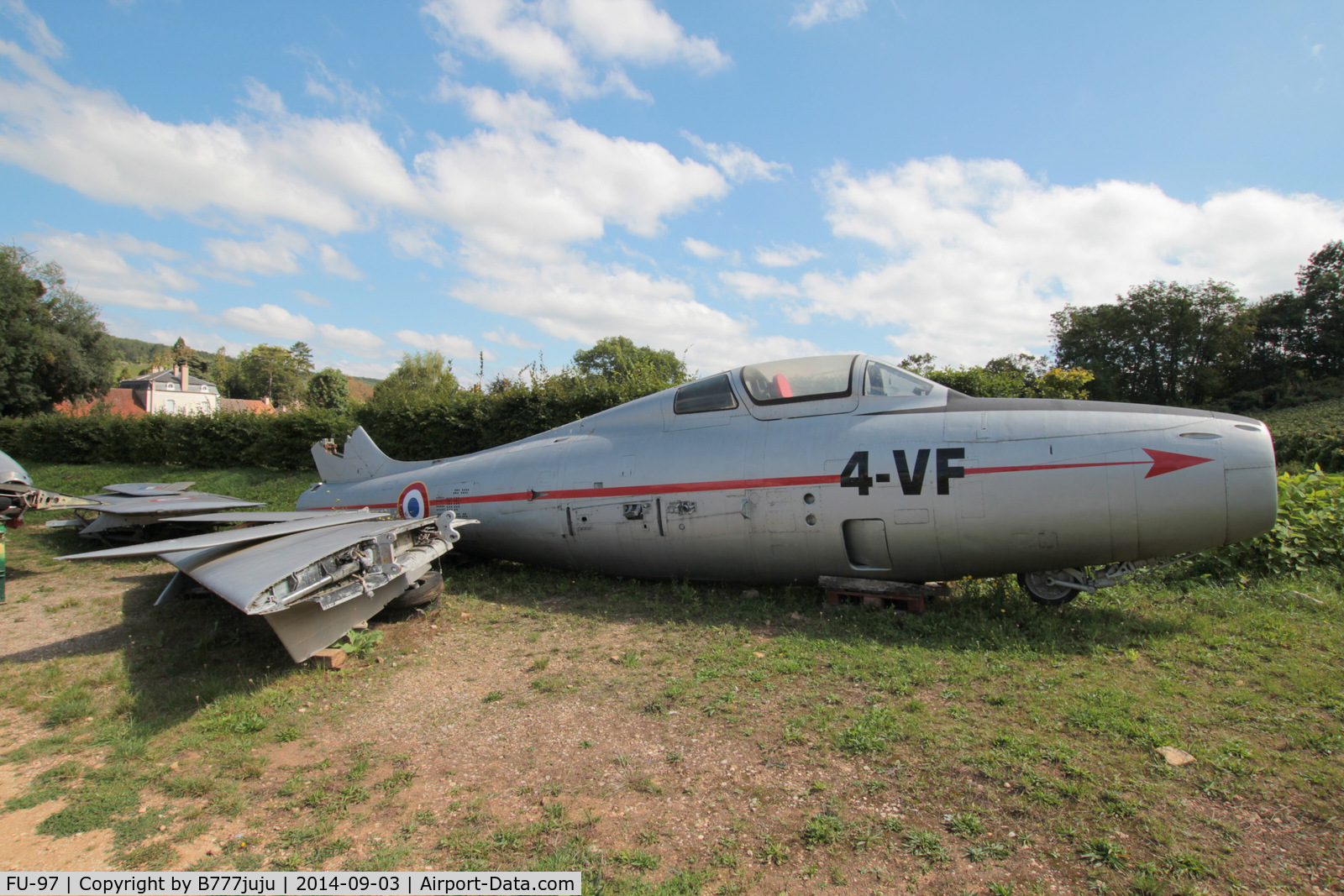 FU-97, Republic F-84F Thunderstreak C/N Not found (FU-97/53-6539), at Savigny-Les-Beaune Museum