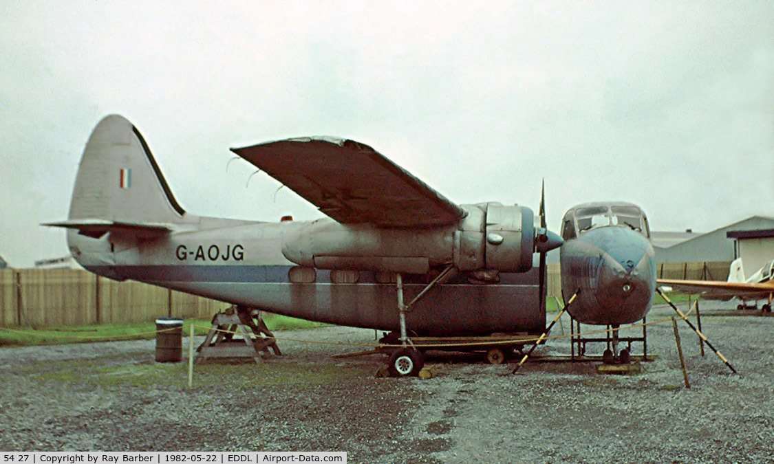 54 27, Hunting Percival P-66 Pembroke C54 C/N P66/1019, 54+27   Percival P.66 Pembroke C.54 [P66/1019] (German Air Force) Dusseldorf~D 22/05/1982. From a slide .