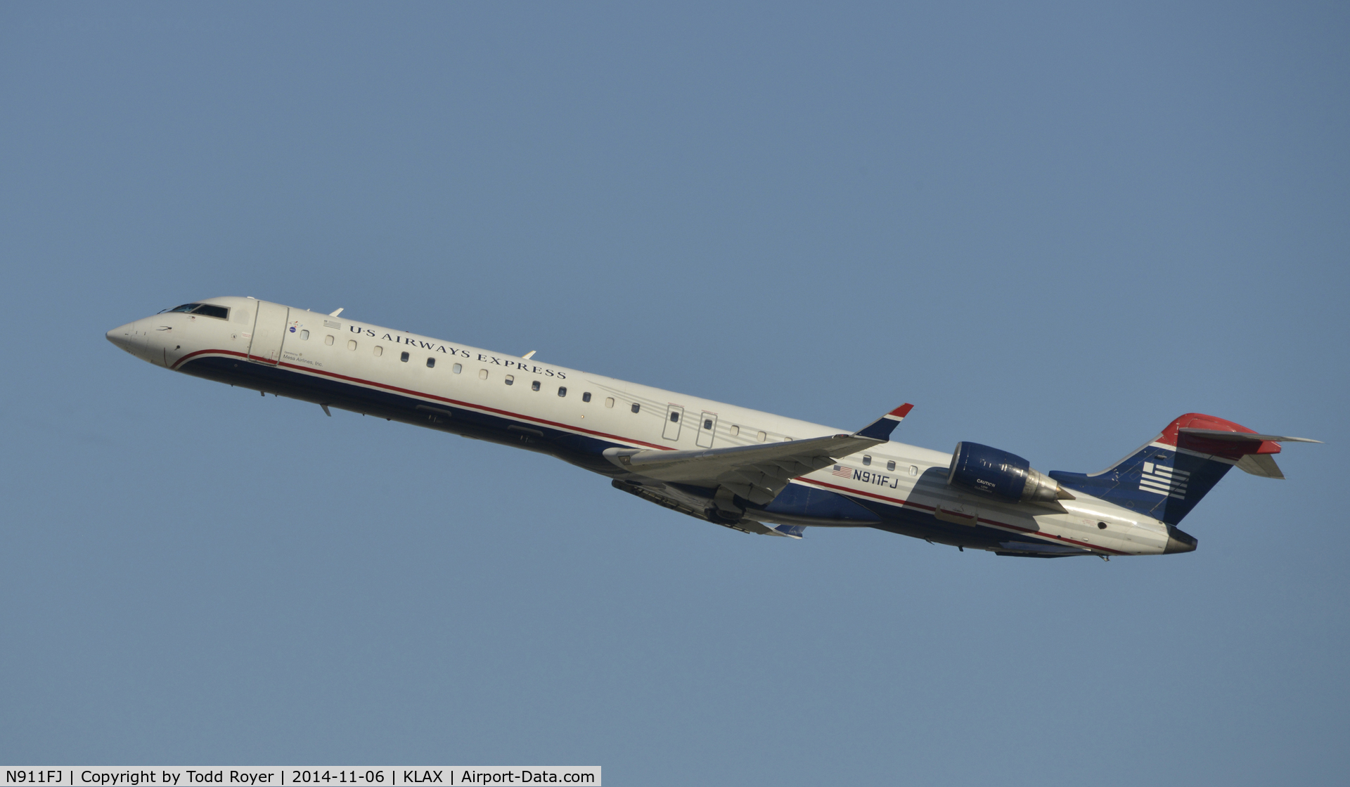 N911FJ, 2003 Bombardier CRJ-900ER (CL-600-2D24) C/N 15011, Departing LAX on 25R
