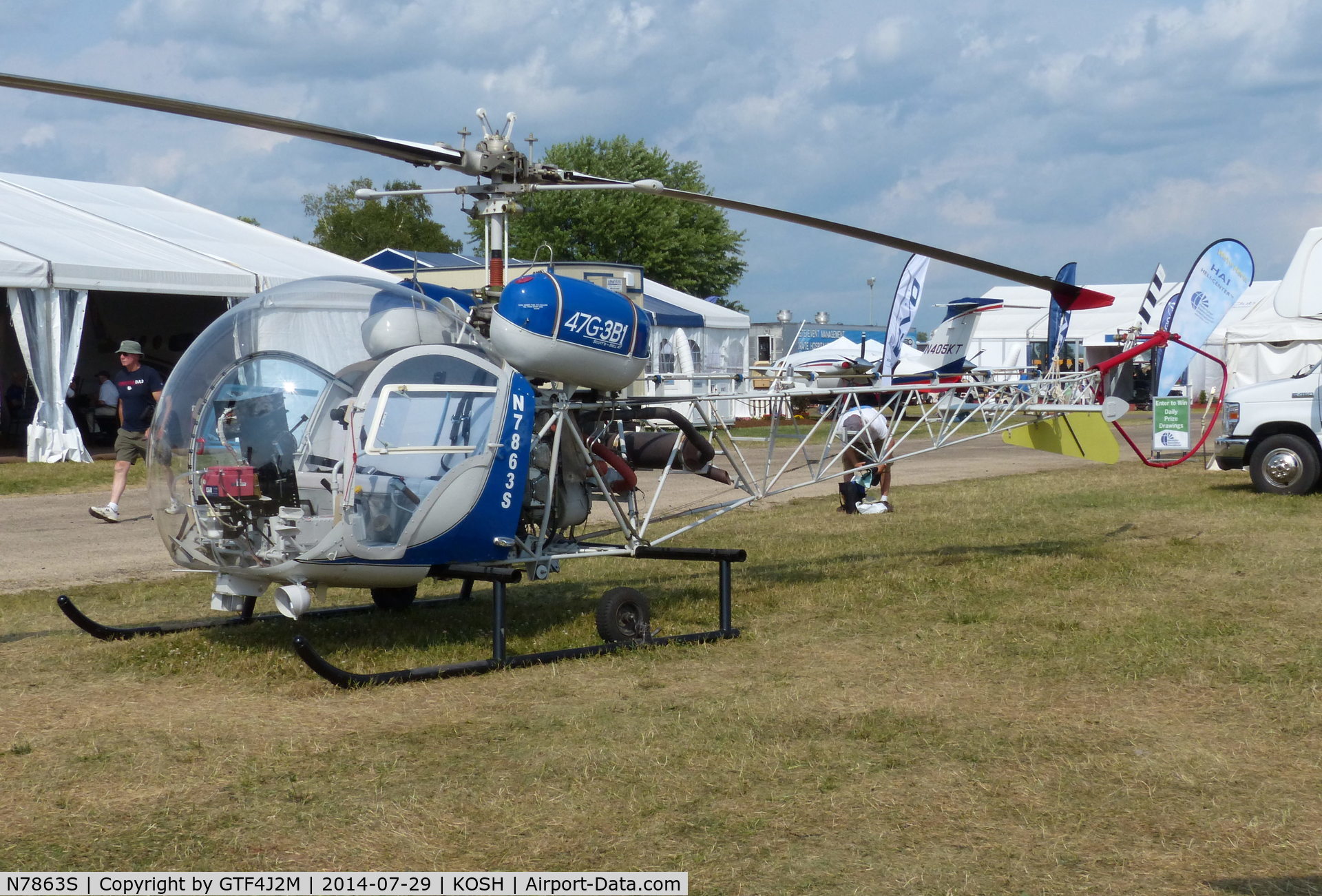 N7863S, Bell 47G-3B-1 Sioux C/N 6630, N7863S   at Oshkosh 29.7.14