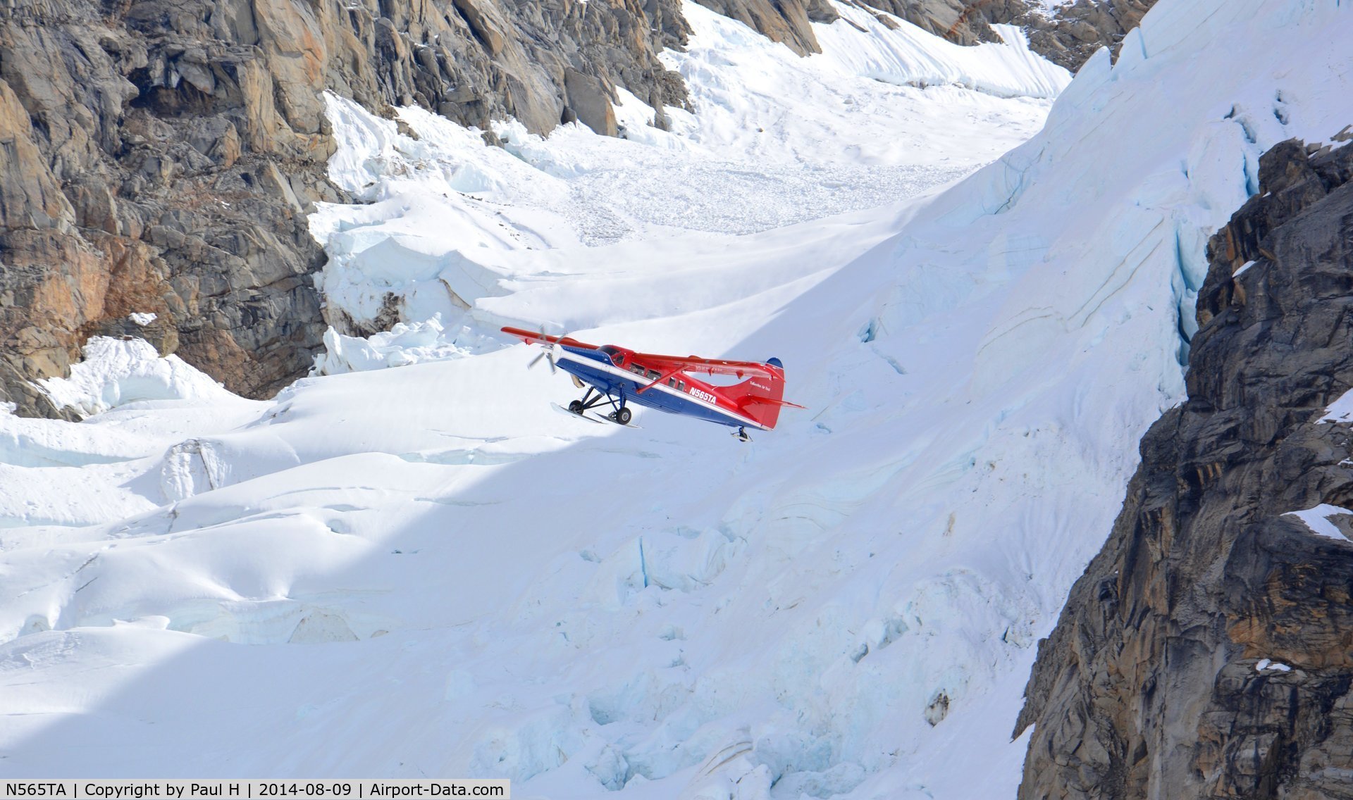 N565TA, 1954 De Havilland Canada DHC-3 Otter C/N 46, Landing at Mount McKinley