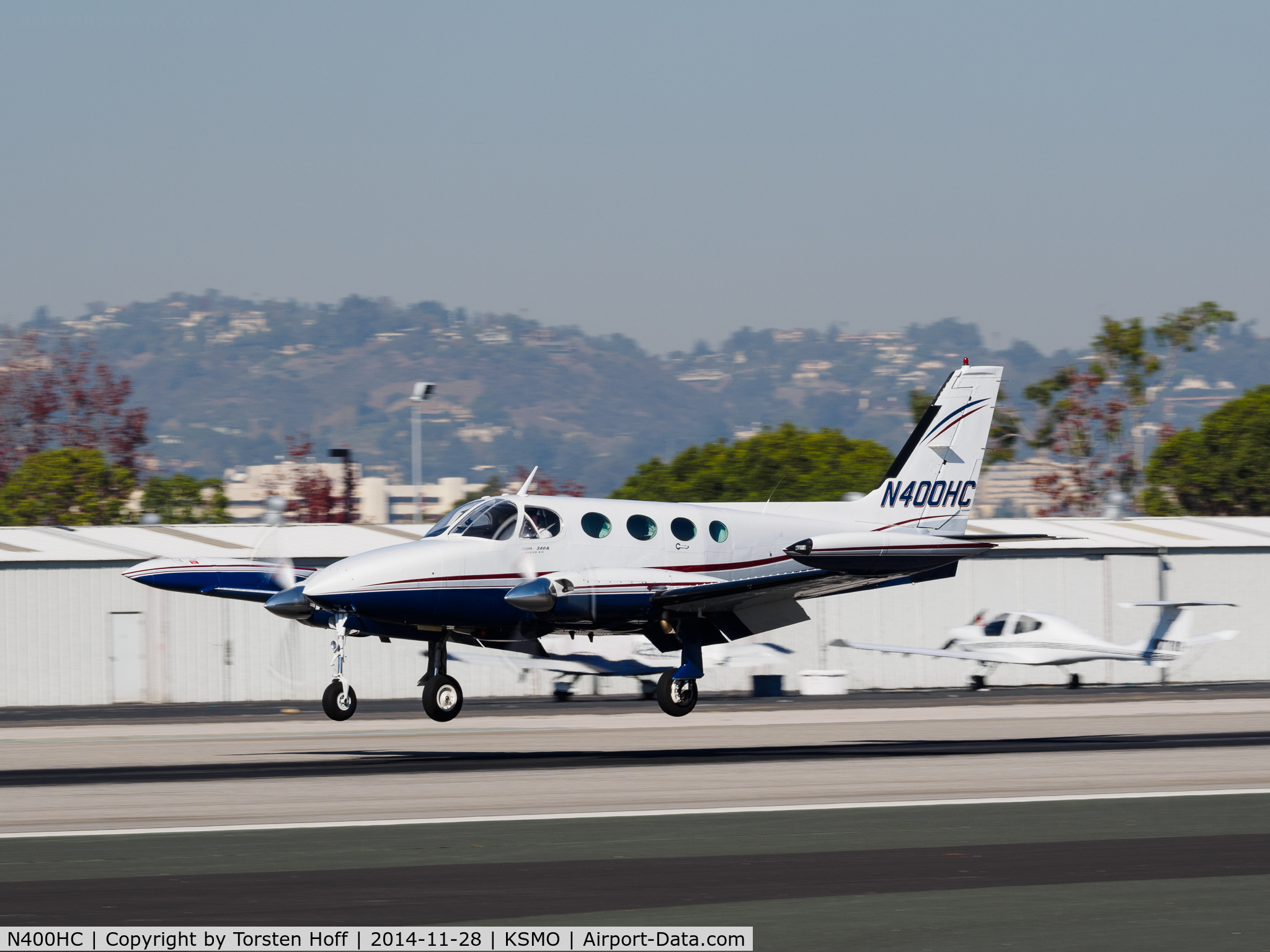 N400HC, 1979 Cessna 340A C/N 340A0705, N400HC arriving on RWY 21