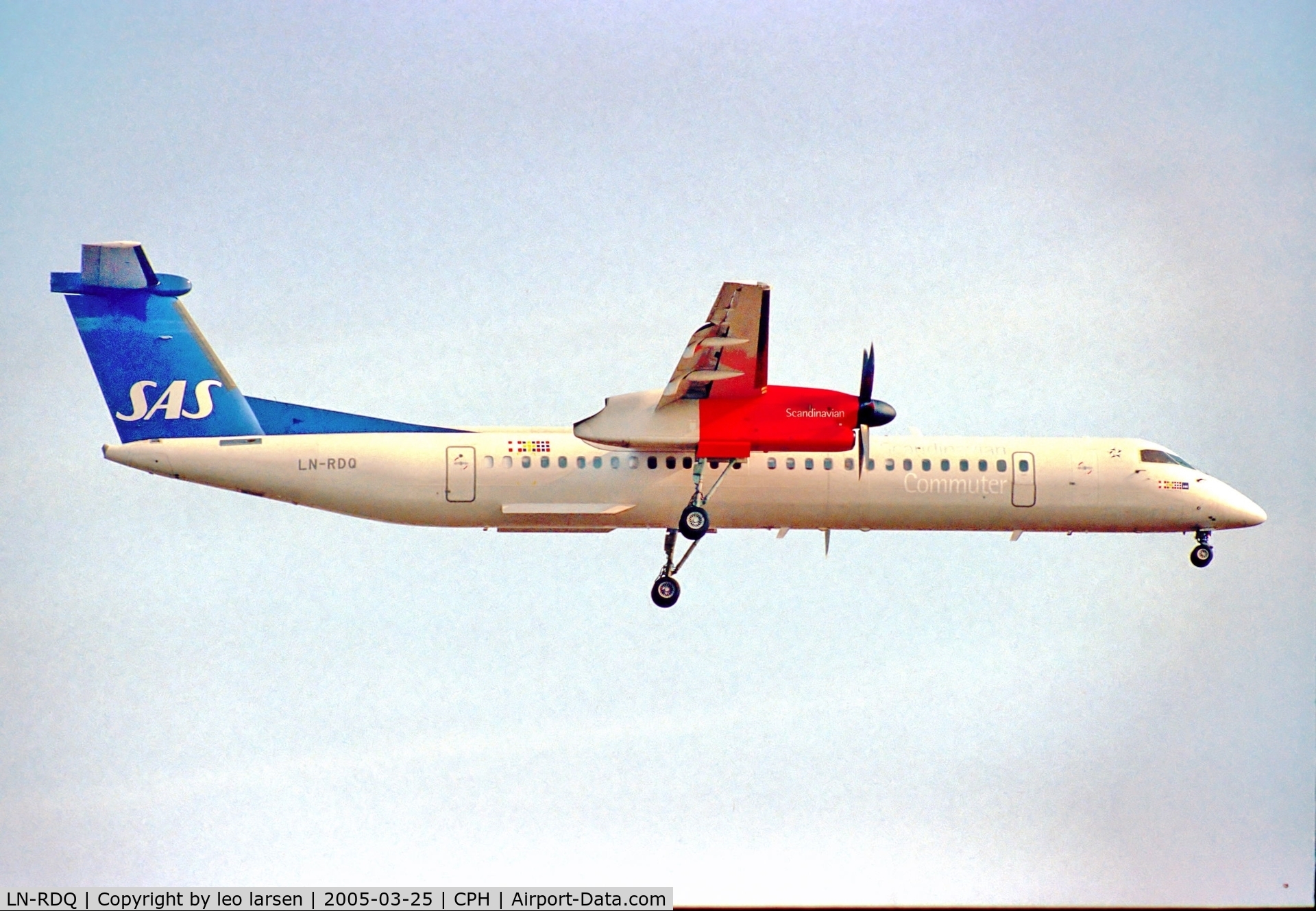LN-RDQ, 1999 De Havilland Canada DHC-8-402Q Dash 8 C/N 4008, Copenhagen 25.3.05