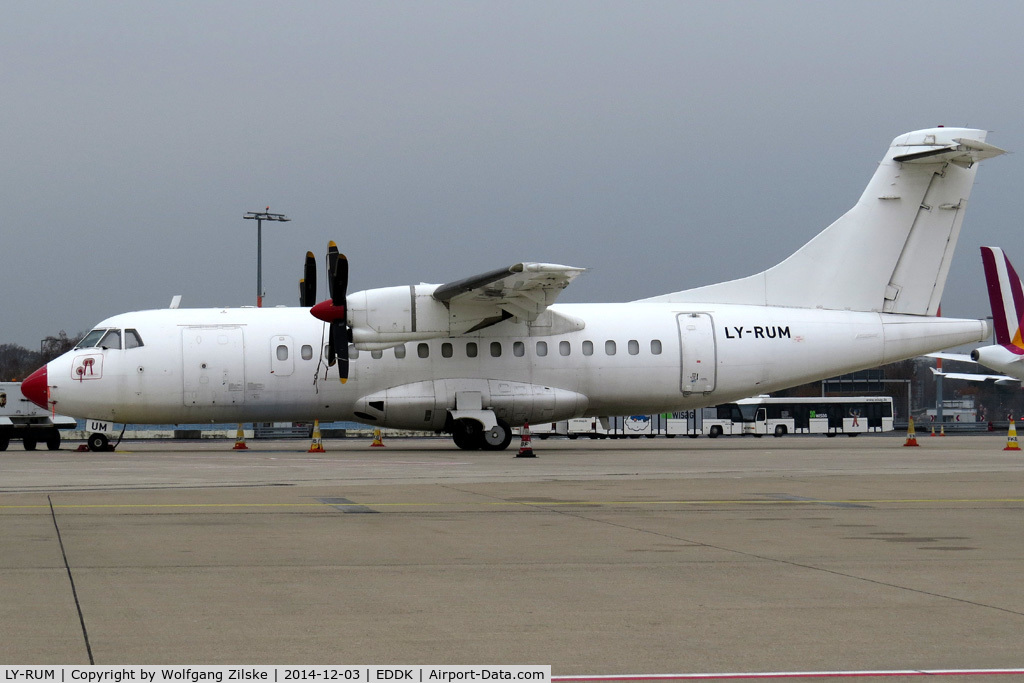 LY-RUM, 1986 ATR 42-300 C/N 010, visitor