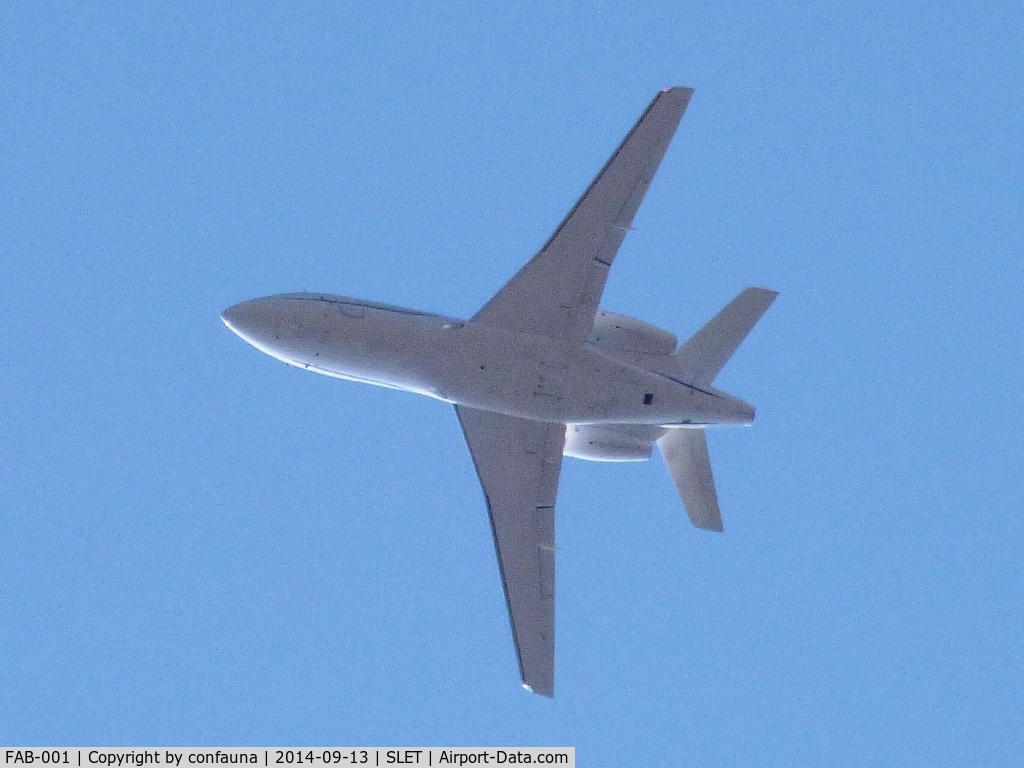 FAB-001, 2008 Dassault Falcon 900EX C/N 209, Arriving to El Trompillo