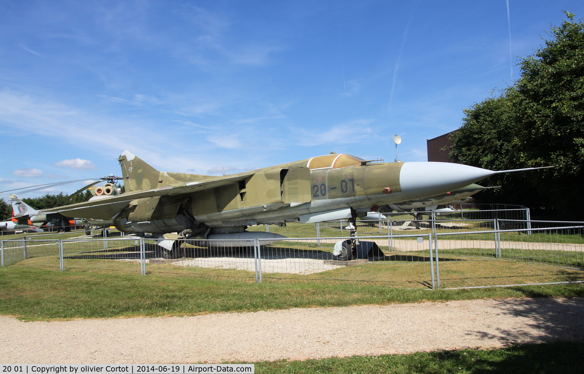 20 01, Mikoyan-Gurevich MiG-23MF C/N 390213095, Hemerskeil museum