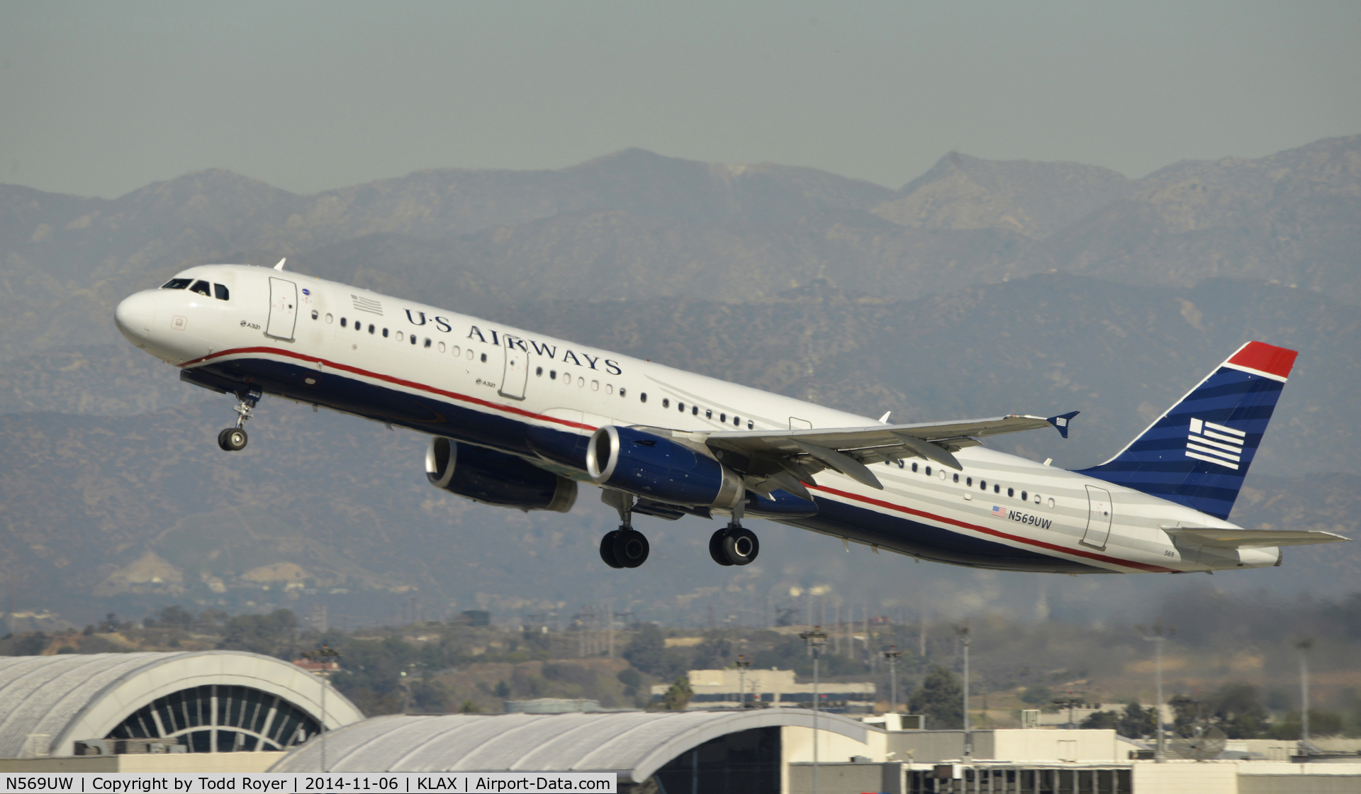 N569UW, 2013 Airbus A321-231 C/N 5763, Departing LAX on 25R