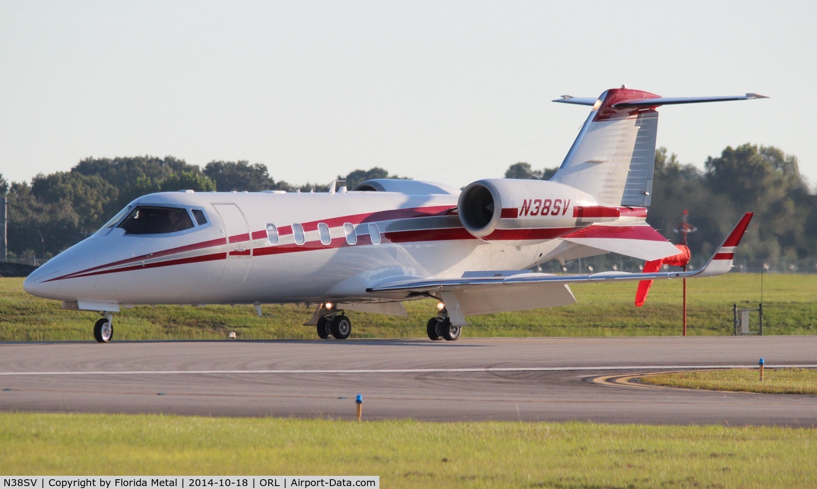 N38SV, 2001 Learjet Inc 60 C/N 229, Lear 60