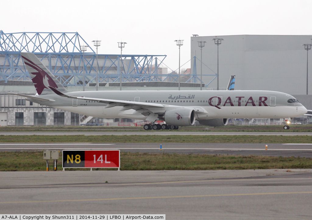 A7-ALA, 2014 Airbus A350-941 C/N 006, Taxiing for his photo flight test with Airbus...