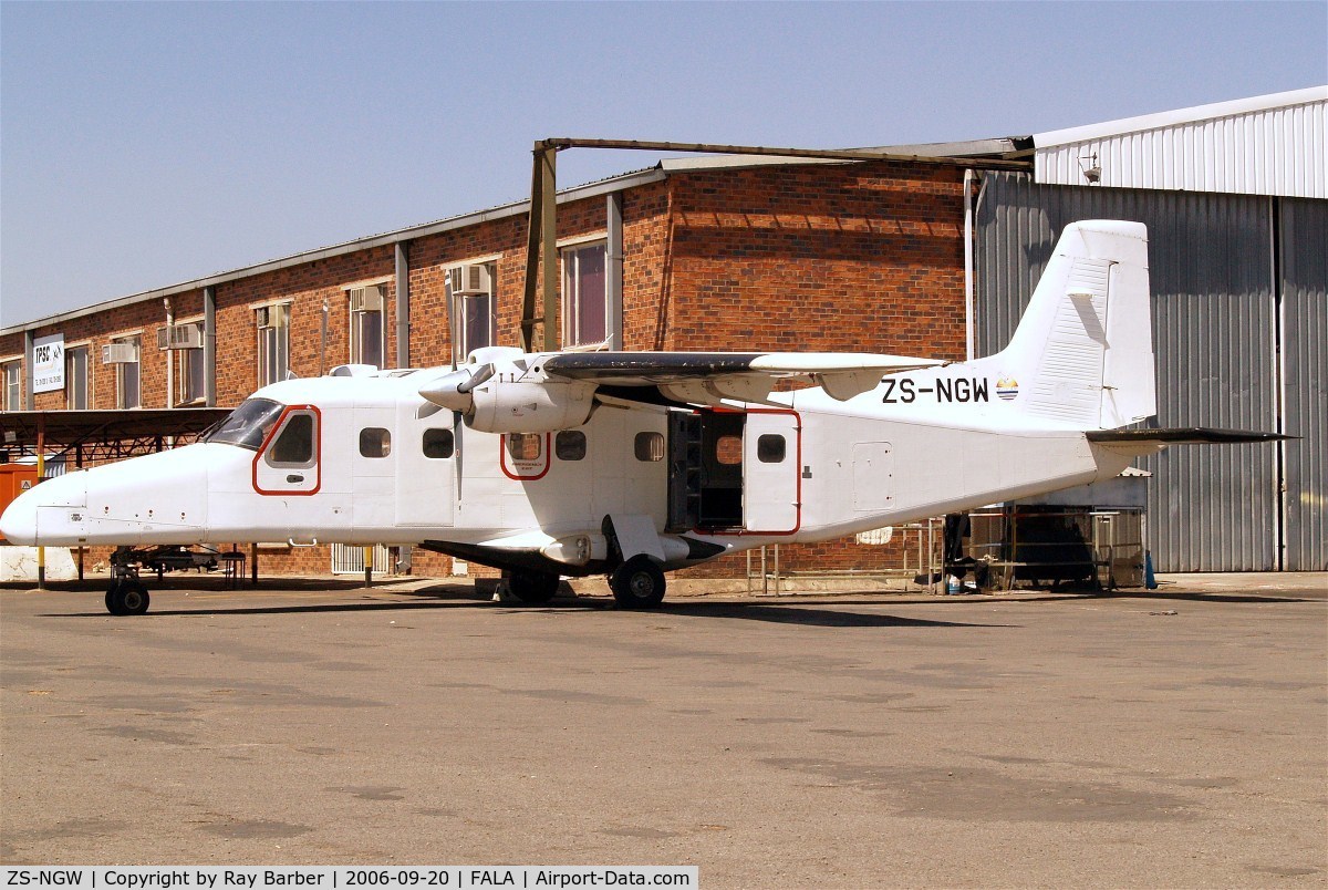 ZS-NGW, 1984 Dornier 228-100 C/N 7036, Dornier Do.228-100 [7036] (Kivu Air) Lanseria~ZS 20/09/2006