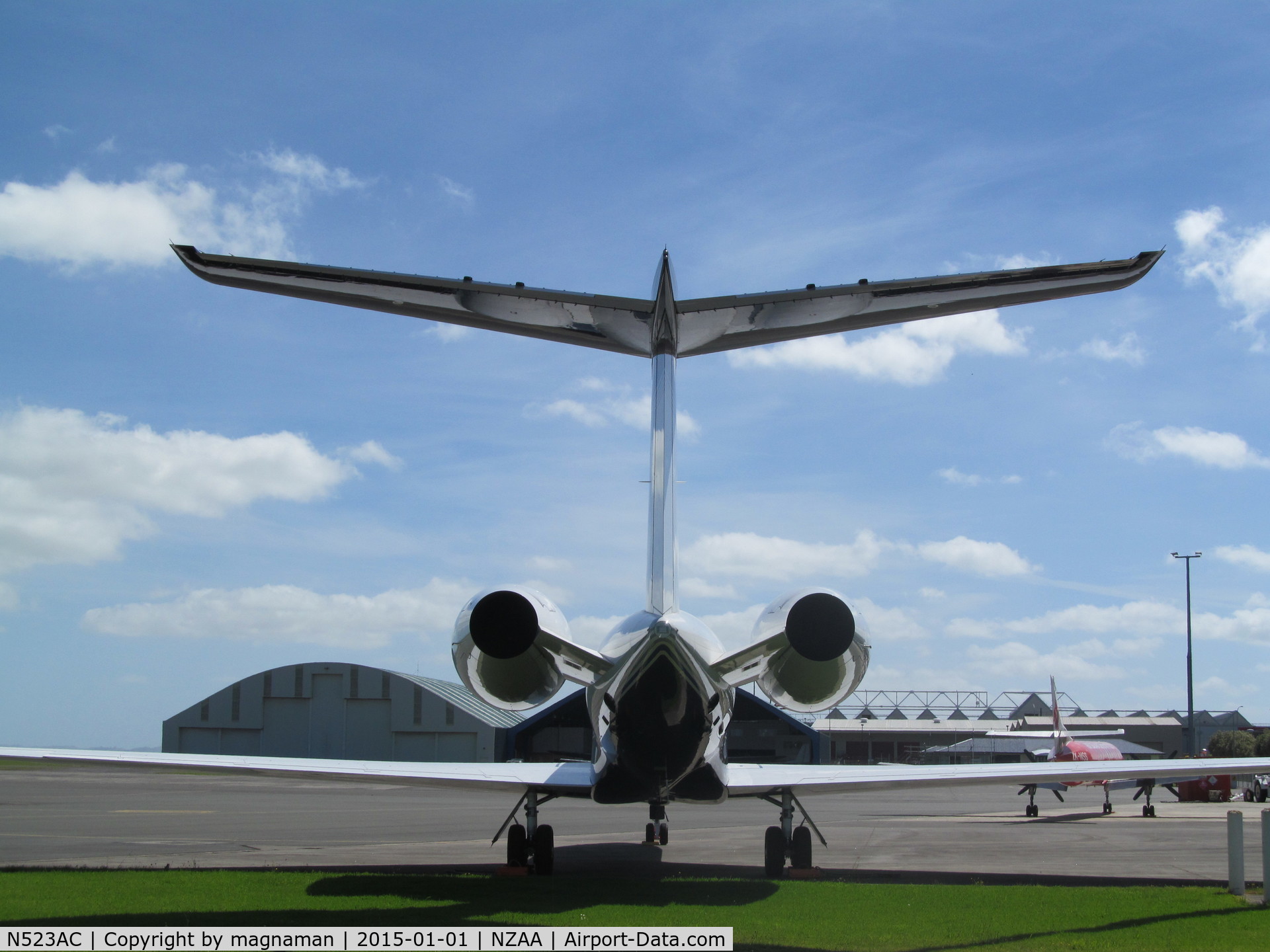 N523AC, 2013 Gulfstream Aerospace GV-SP (G550) C/N 5411, nice rear!