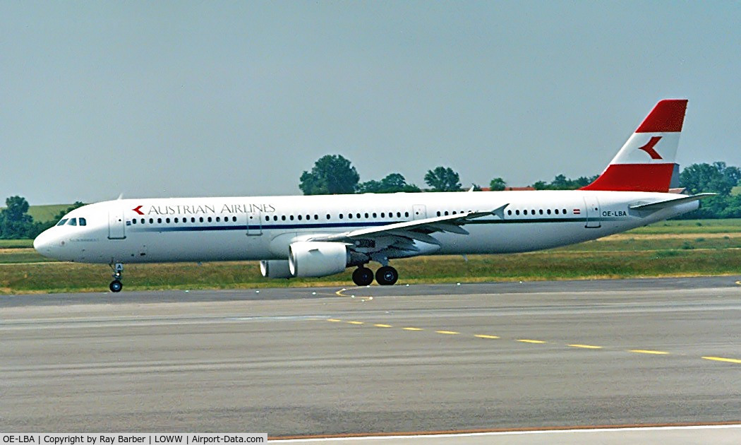 OE-LBA, 1995 Airbus A321-111 C/N 552, Airbus A321-111 [0552] (Austrian Airlines) Vienna-Schwechat~OE 14/05/1999