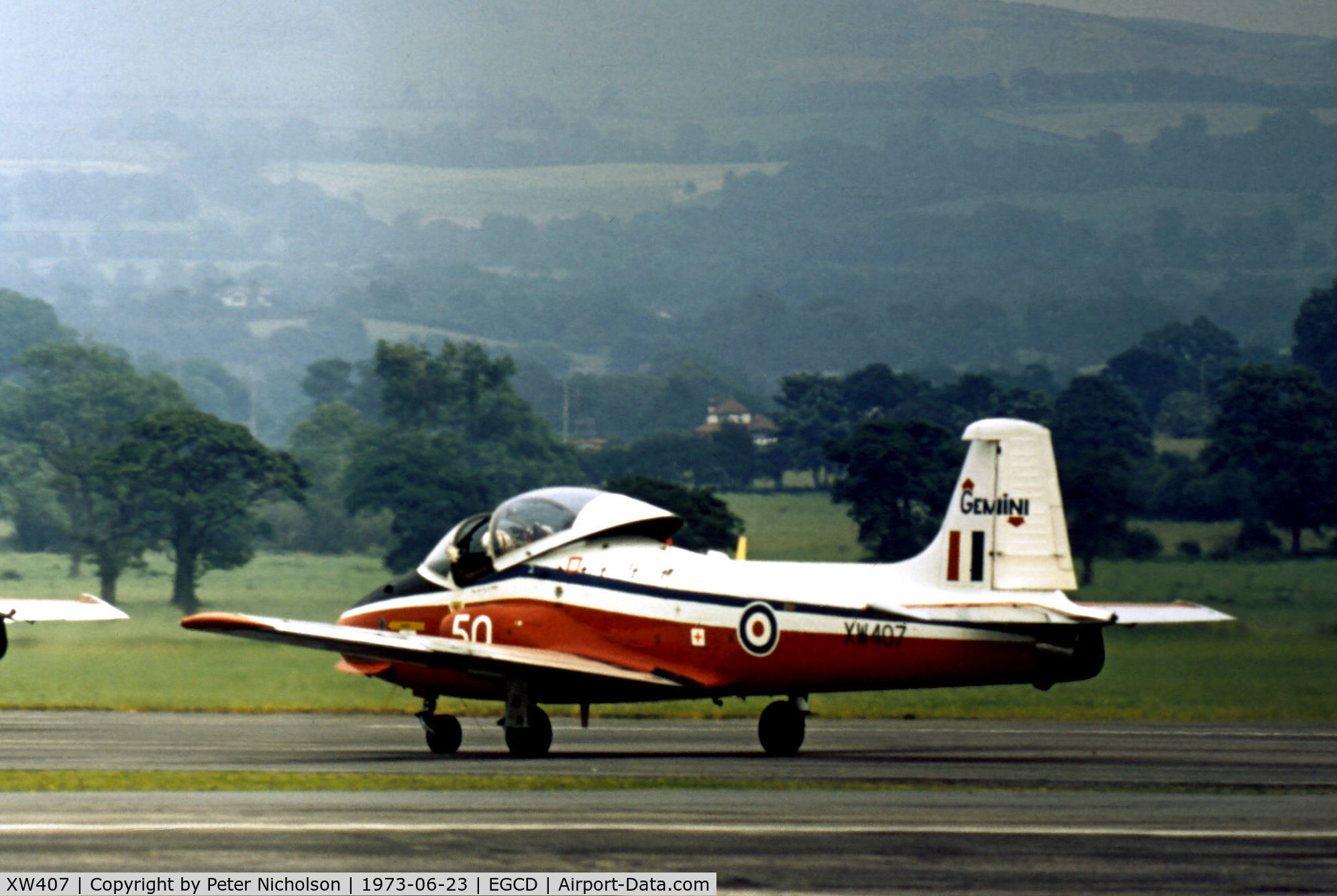 XW407, 1971 BAC 84 Jet Provost T.5A C/N EEP/JP/1029, Jet Provost T.5 of the Gemini Pair aerobatic display team of 3 Flying Training School seen at the 1973 Royal Air Force Association Airshow at Woodford.