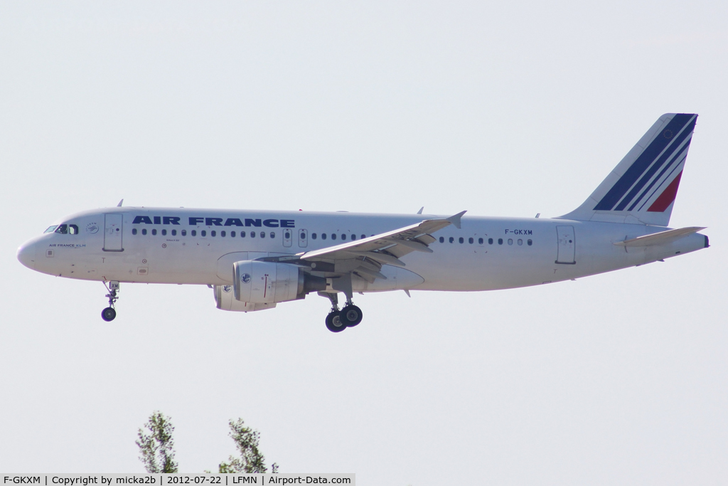 F-GKXM, 2006 Airbus A320-214 C/N 2721, Landing