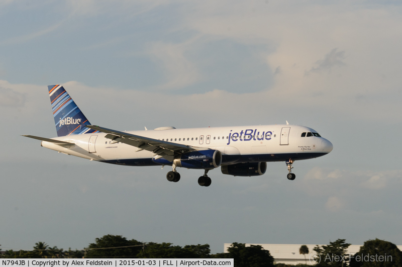 N794JB, 2011 Airbus A320-232 C/N 4904, Ft. Lauderdale