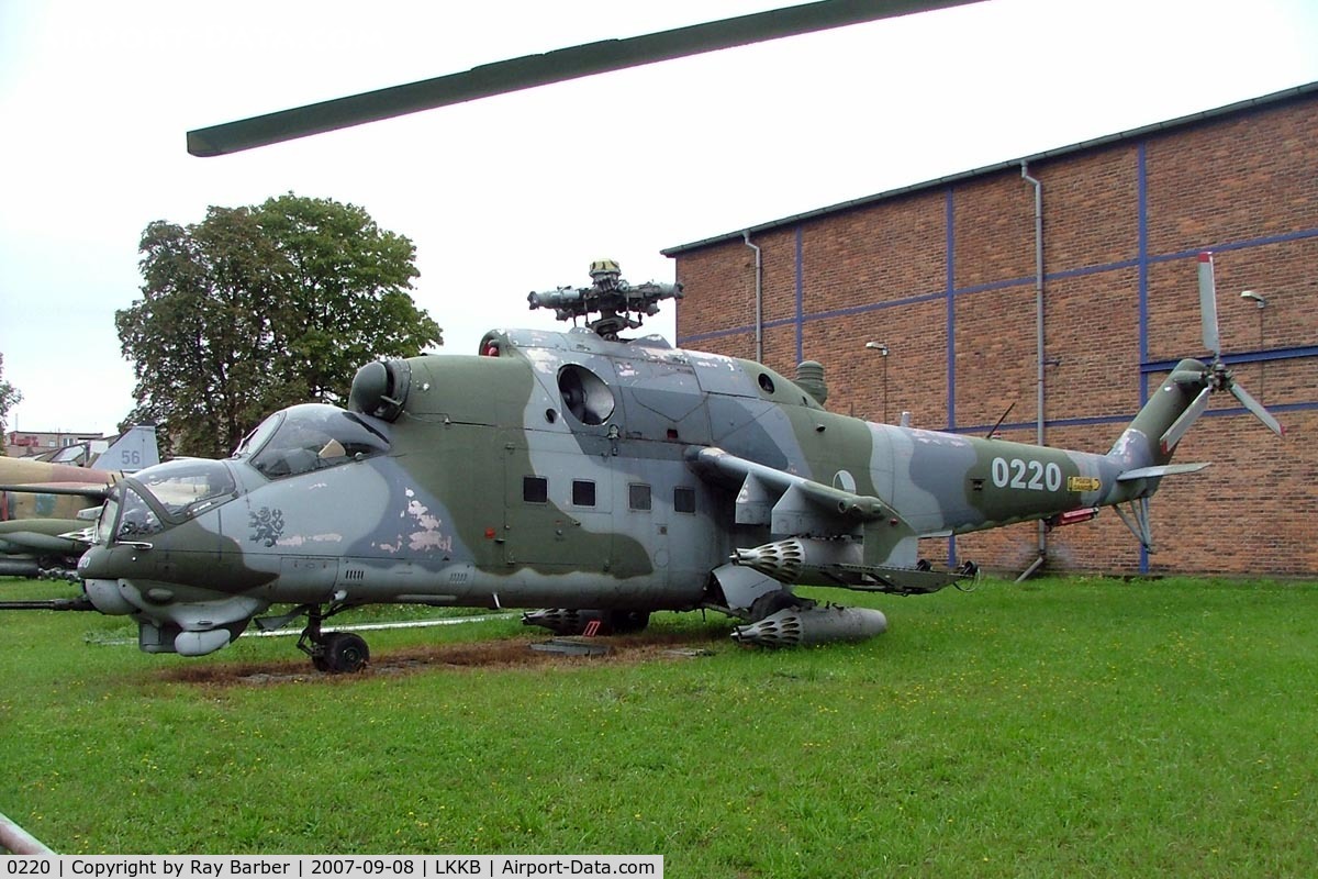 0220, 1982 Mil Mi-24D Hind D C/N M340220, Mil Mi-24D Hind [M340220] Prague-Kbely~OK 08/09/2007