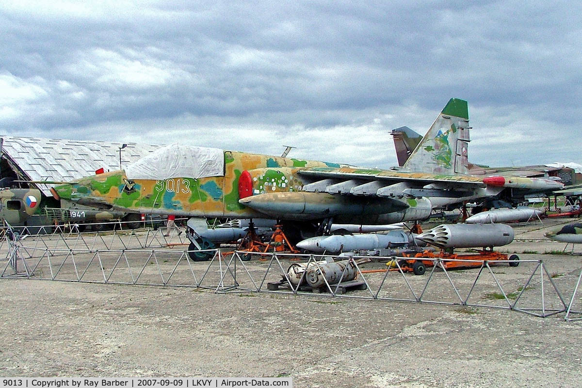 9013, Sukhoi Su-25K C/N 25508109013, Sukhoi Su-25TK Frogfoot [25508109013] (Czech Air Force) Vyskov~OK 09/09/2007