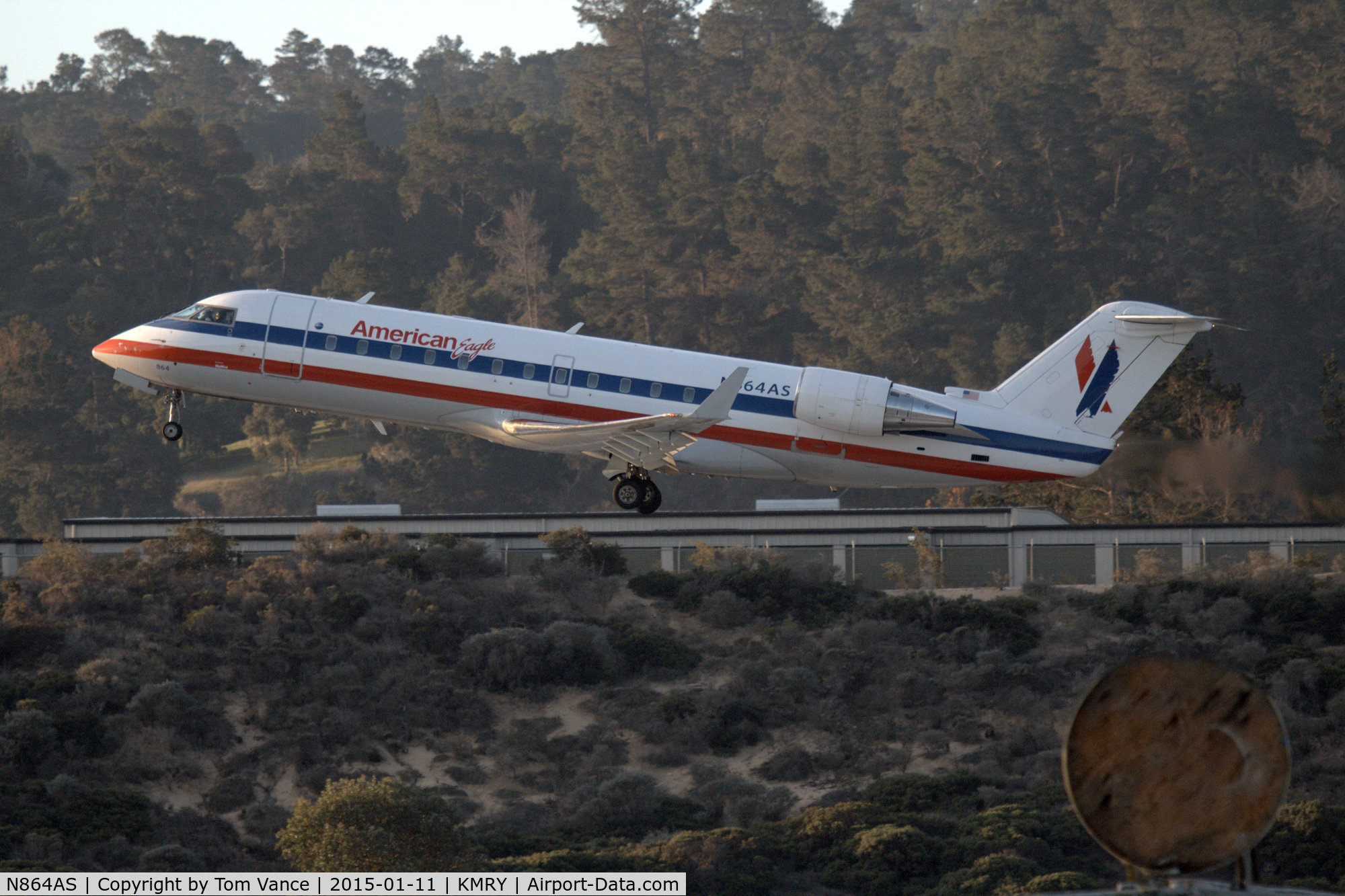 N864AS, 2001 Bombardier CRJ-200ER (CL-600-2B19) C/N 7502, departing KMRY for LAX