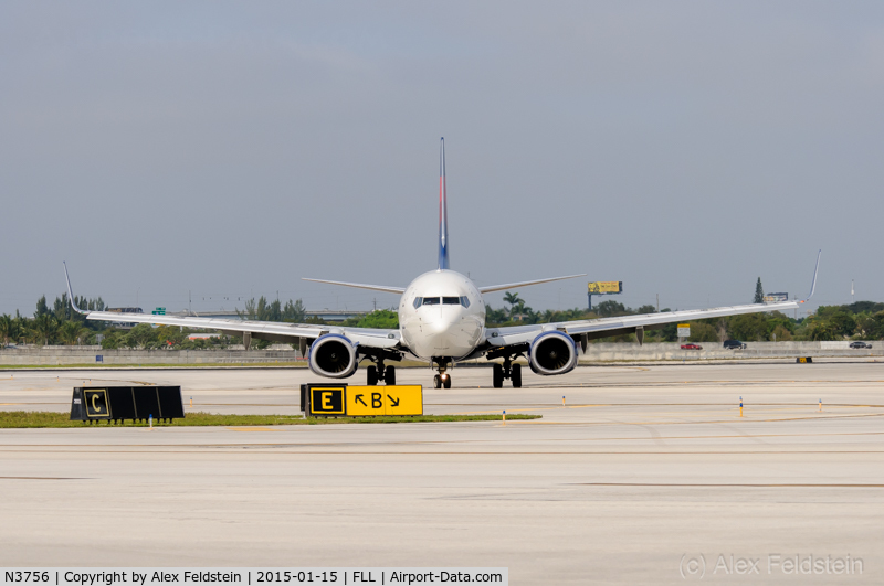 N3756, 2001 Boeing 737-832 C/N 30493, Ft. Lauderdale