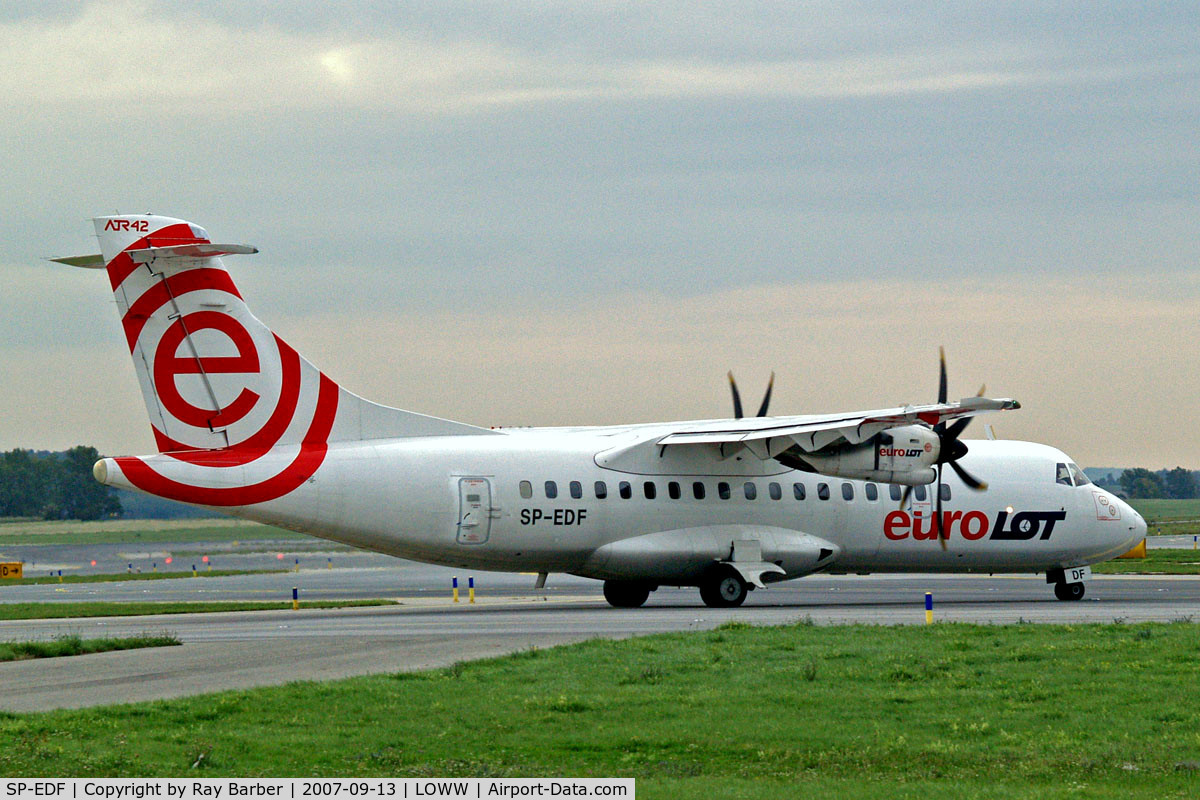 SP-EDF, 1998 ATR 42-500 C/N 559, Aerospatiale ATR-42-512 [559] (Eurolot) Vienna-Schwechat~OE 13/09/2007