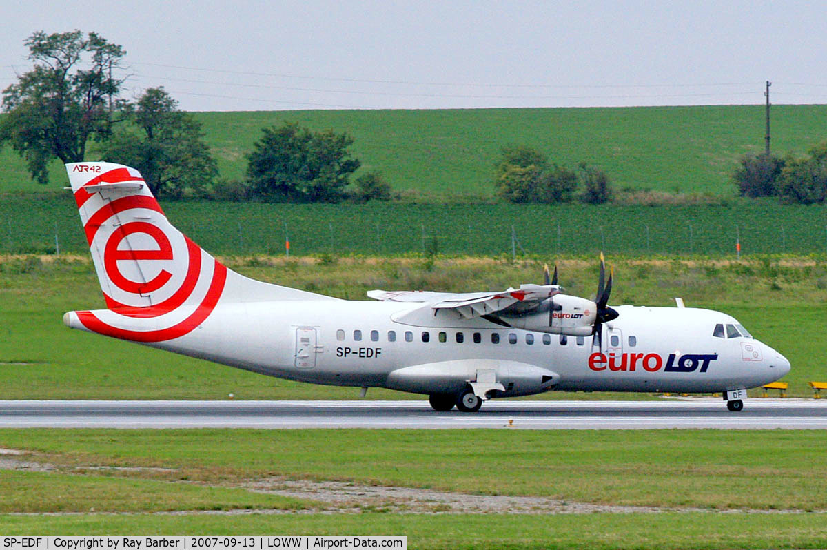 SP-EDF, 1998 ATR 42-500 C/N 559, Aerospatiale ATR-42-512 [559] (Eurolot) Vienna-Schwechat~OE 13/09/2007