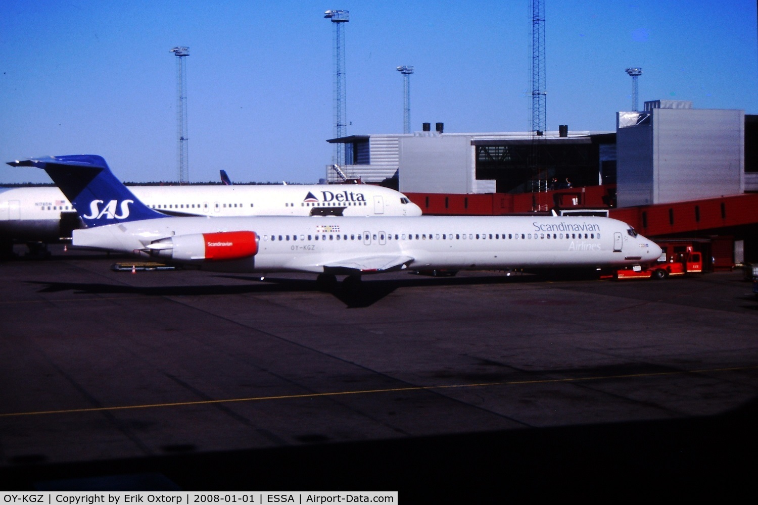 OY-KGZ, 1985 McDonnell Douglas MD-81 (DC-9-81) C/N 49381, OY-KGZ in ARN MAY01