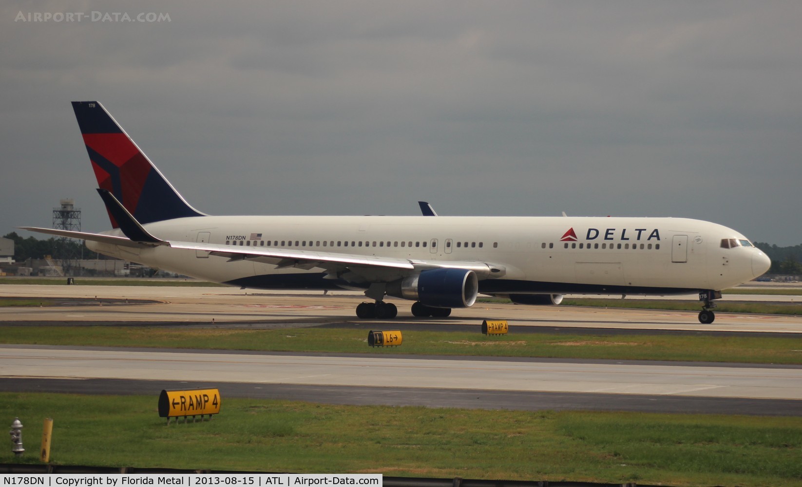 N178DN, 1991 Boeing 767-332 C/N 25143, Delta 767-300