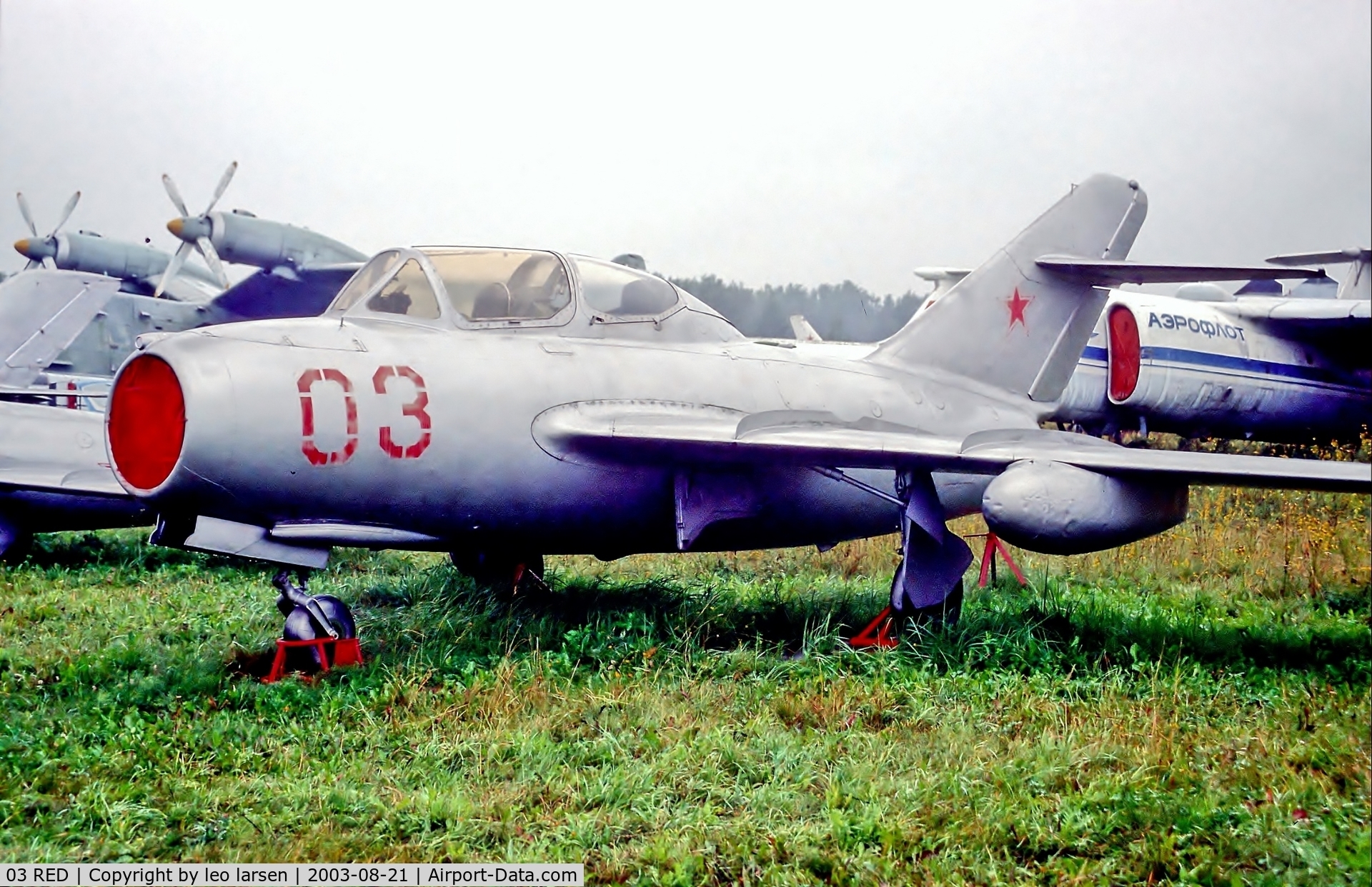 03 RED, Mikoyan-Gurevich MiG-15UTI C/N 22013, Monino Museum Moscow 21.8.03