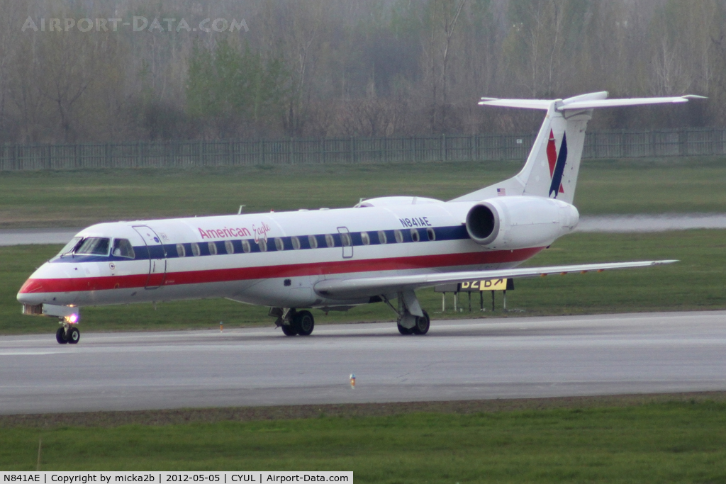 N841AE, 2002 Embraer ERJ-140LR (EMB-135KL) C/N 145667, Taxiing