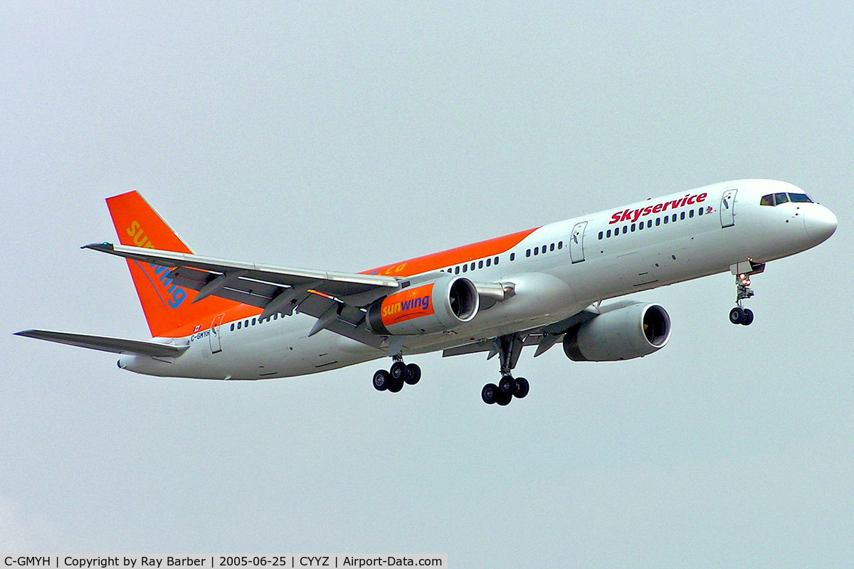 C-GMYH, 1991 Boeing 757-236 C/N 25053, Boeing 757-236 [25053] (Skyservice Airlines) Toronto~C 25/06/2005