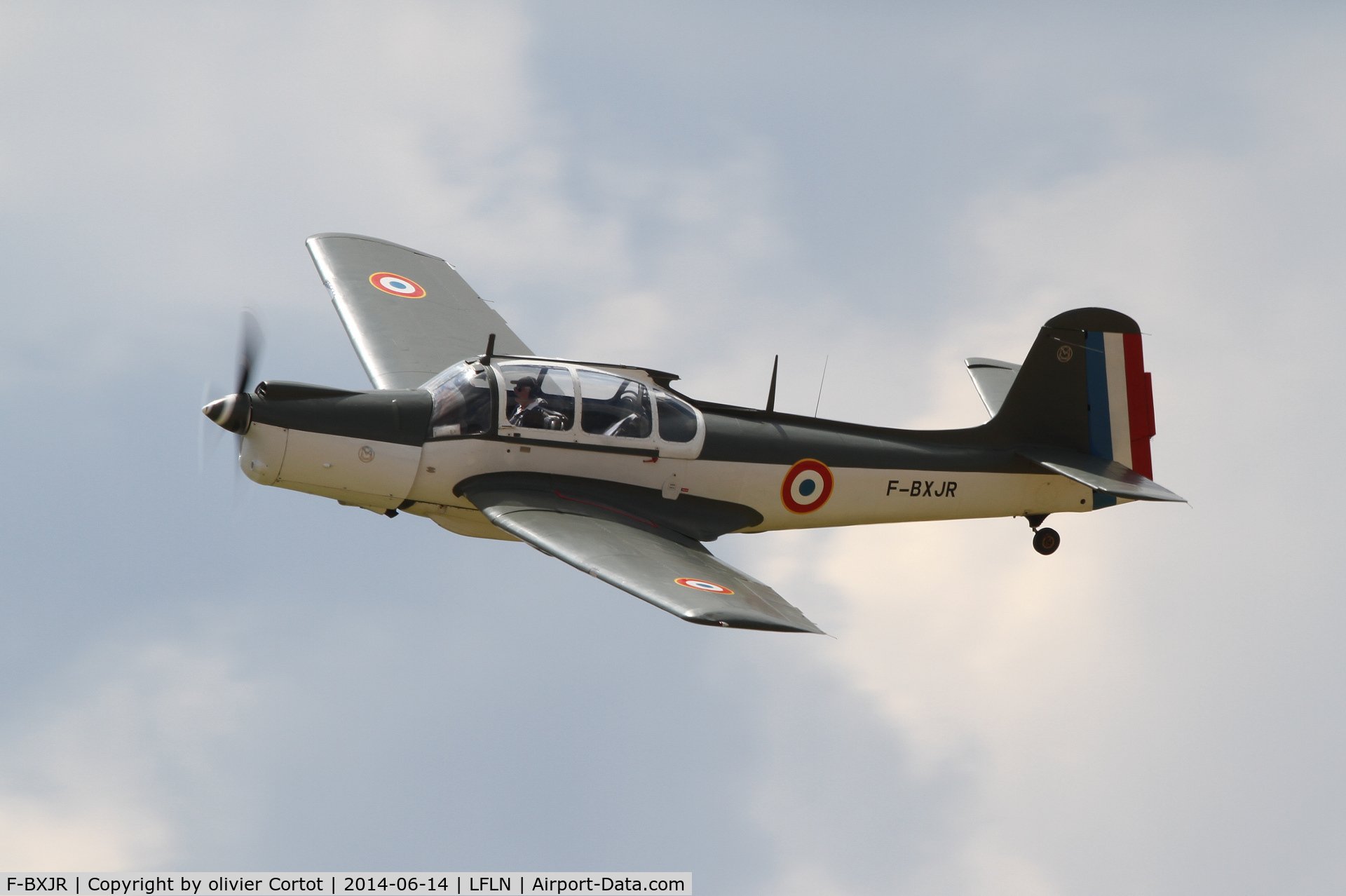 F-BXJR, Morane-Saulnier MS-733 Alcyon C/N 154, Saint yan airshow
