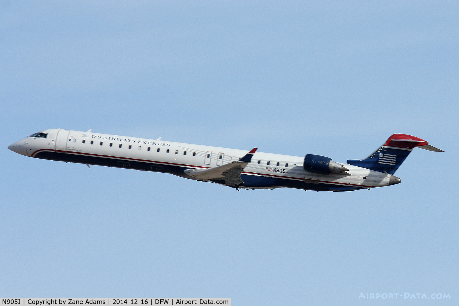 N905J, 2003 Bombardier CRJ-900 (CL-600-2D24) C/N 15005, At DFW Airport