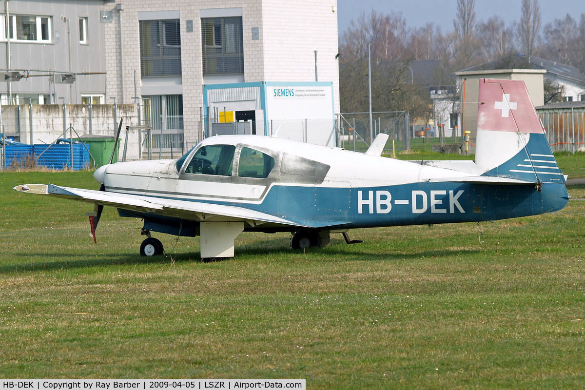 HB-DEK, 1963 Mooney M20C Ranger C/N 2594, Mooney M.20C Mk.21 [2594] Altenrhein~HB 05/04/2009