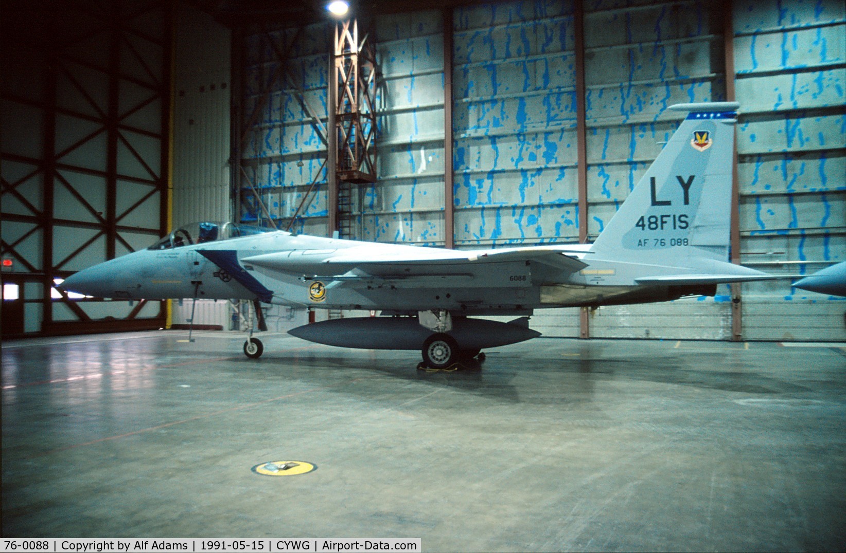 76-0088, 1976 McDonnell Douglas F-15A Eagle C/N 0280/A240, Stopover at Winnipeg, Manitoba, Canada in 1991.