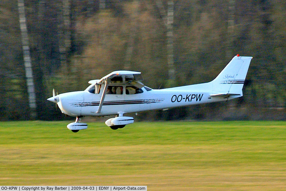 OO-KPW, Cessna 172R C/N 17280065, Cessna 172R Skyhawk [172-80065] Friedrichshafen~D 03/04/2009
