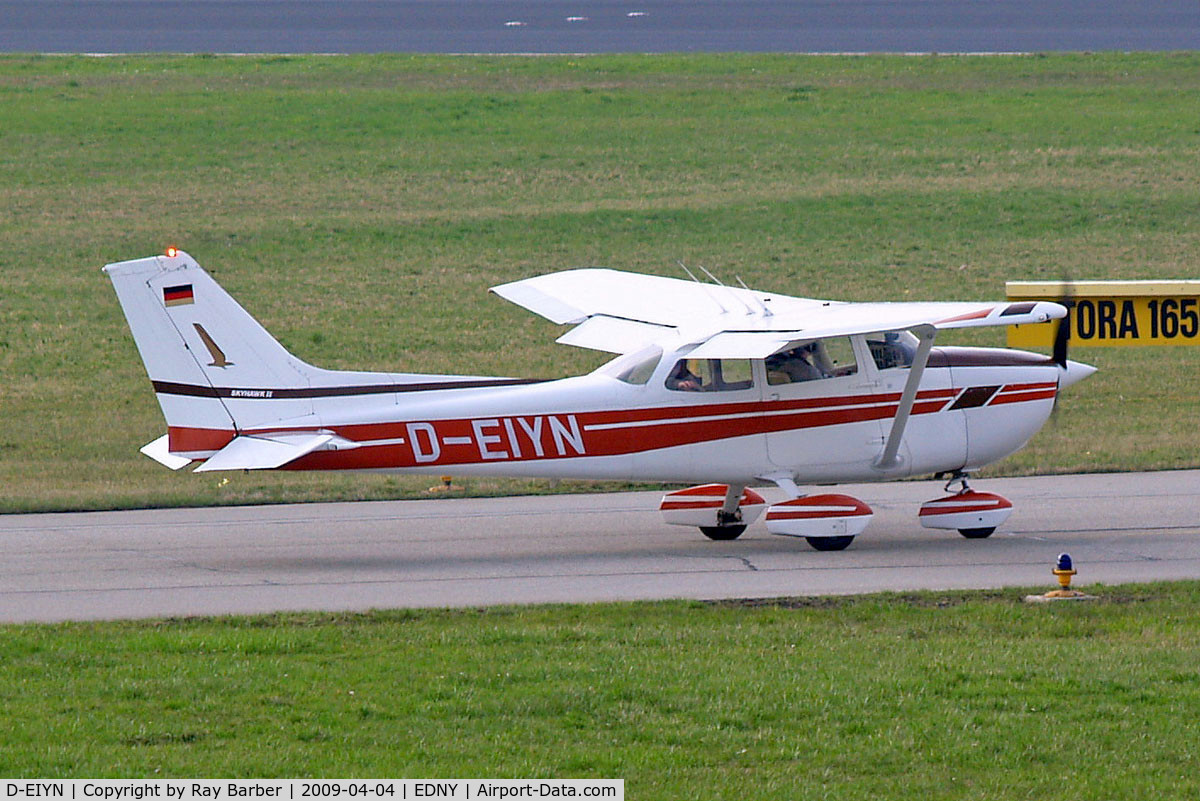 D-EIYN, 1979 Reims F172N Skyhawk C/N 1855, R/Cessna F.172N Skyhawk [1855] Friedrichshafen~D 04/04/2009
