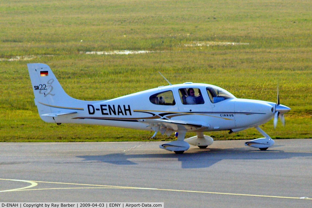 D-ENAH, 2005 Cirrus SR22 G2 C/N 1257, Cirrus Design SR-22G2 [1257] Friedrichshafen~D 03/04/2009