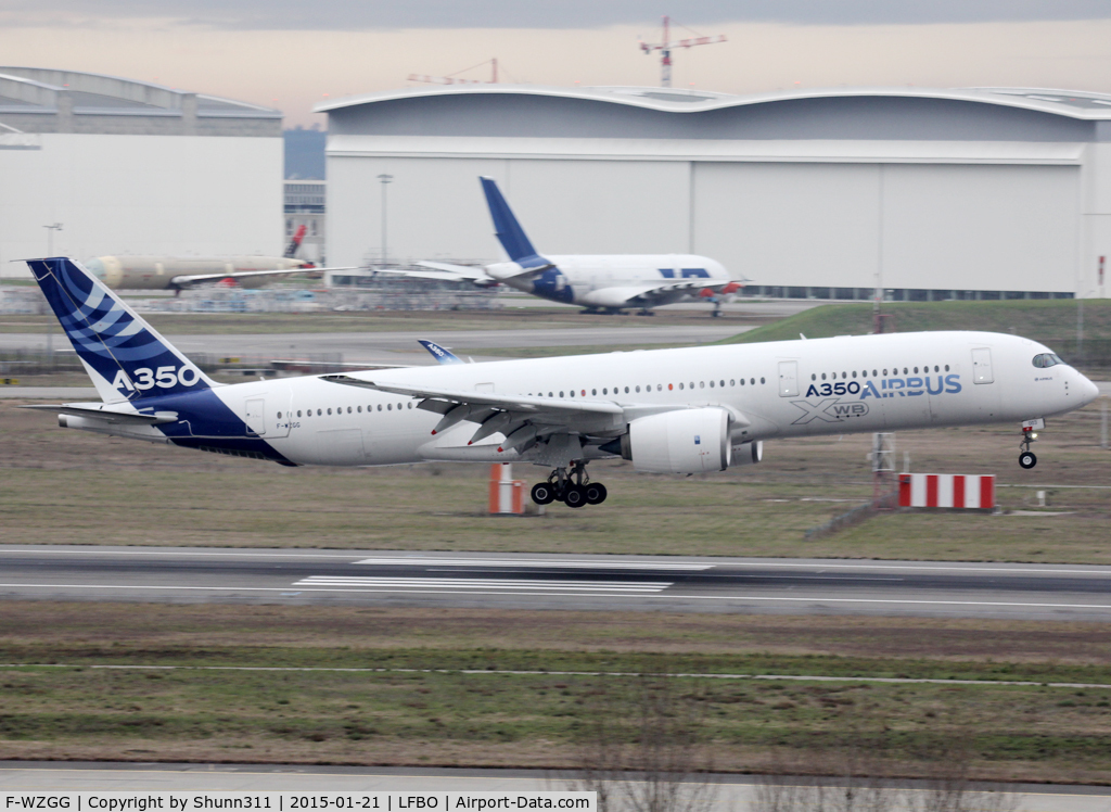F-WZGG, 2013 Airbus A350-941 C/N 003, C/n 0003 - Landing rwy 14R without winglet on right hand side for test...