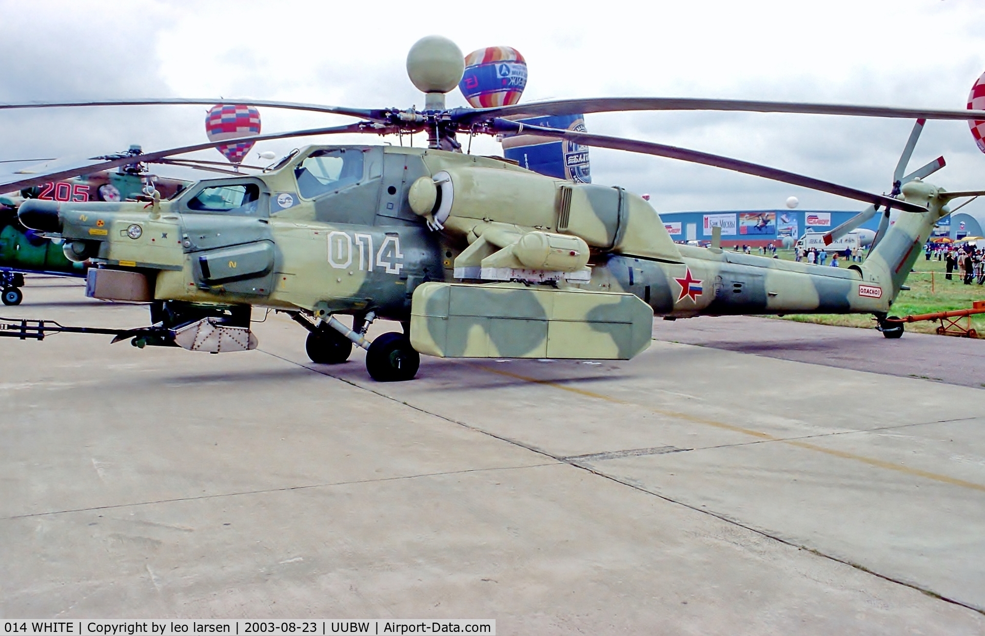 014 WHITE, Mil Mi-28N C/N OP-1, Zhukovski  Moscow 23.8.03