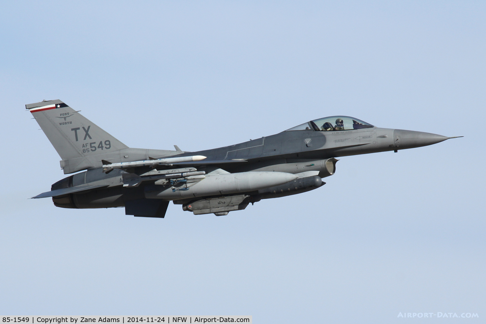 85-1549, 1985 General Dynamics F-16C Fighting Falcon C/N 5C-291, Departing NAS Fort Worth