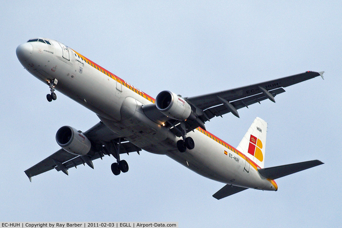 EC-HUH, 1999 Airbus A321-211 C/N 1021, Airbus A321-211 [1021] (Iberia) Home~G 03/02/2011. On approach 27R.