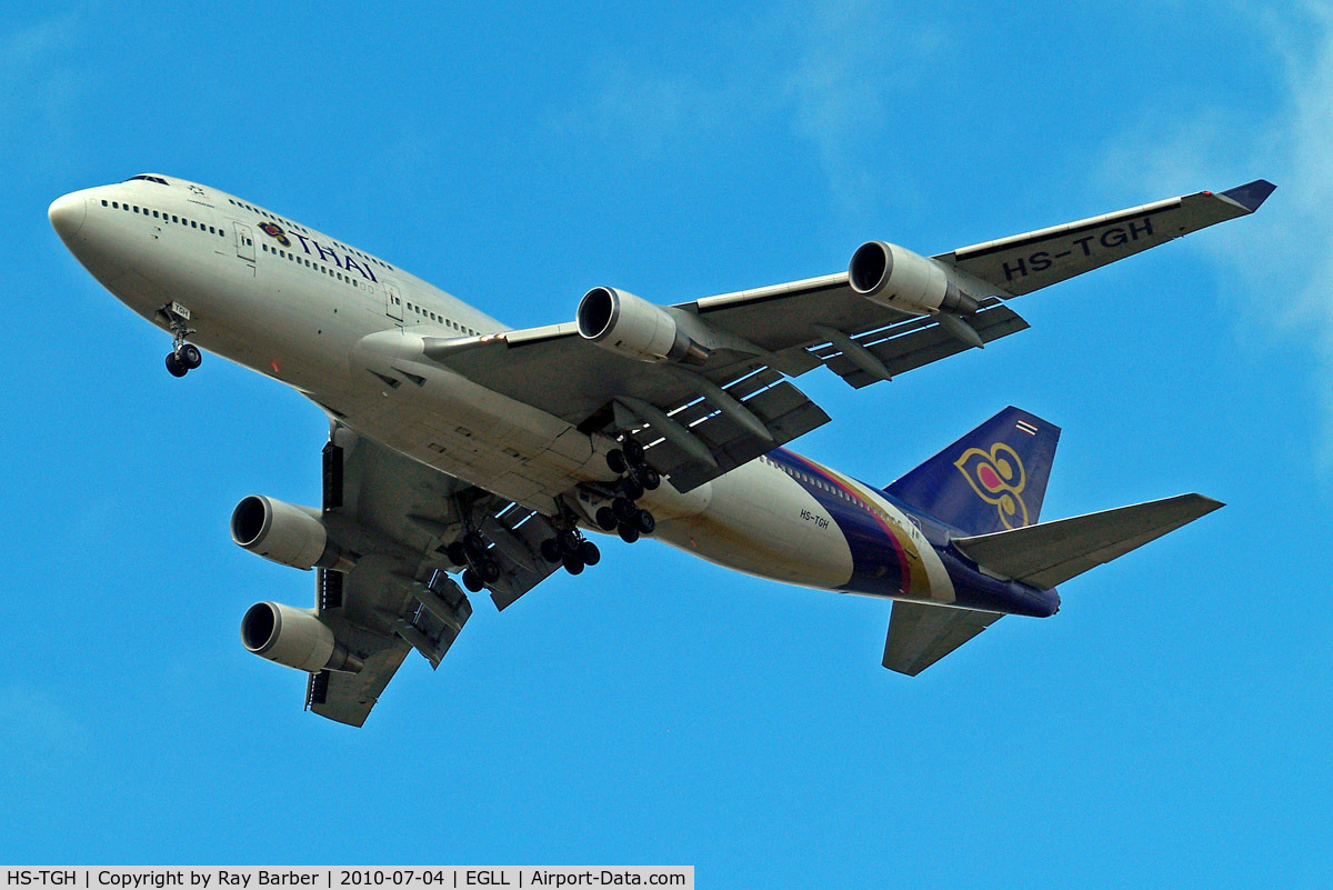 HS-TGH, 1989 Boeing 747-4D7 C/N 24458, Boeing 747-4D7 [24458] (Thai Airways) Home~G 04/07/2010. On approach 27R.