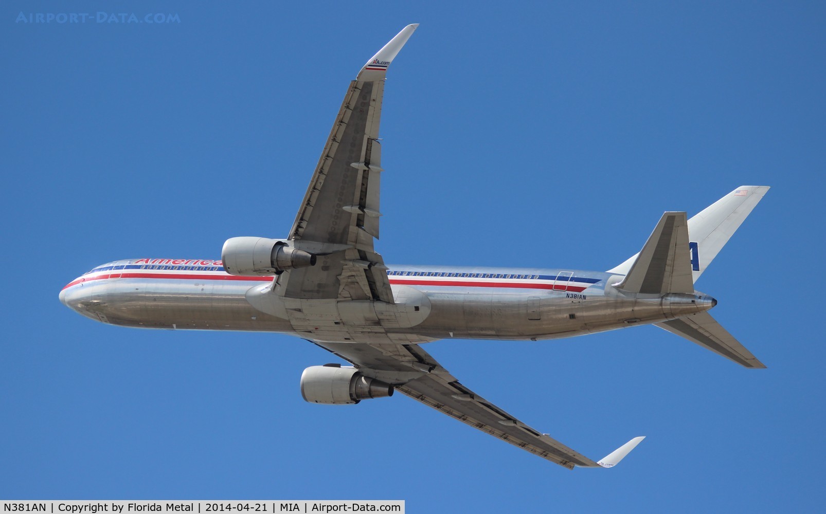 N381AN, 1993 Boeing 767-323 C/N 25450, American