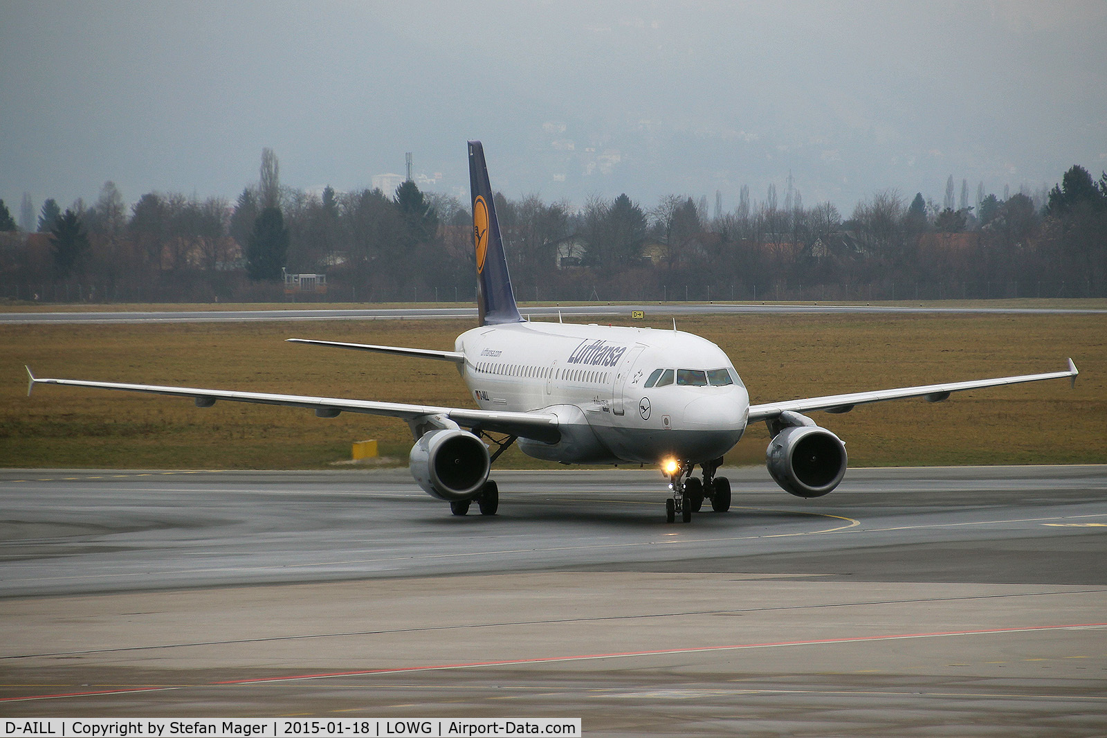 D-AILL, 1997 Airbus A319-114 C/N 689, Lufthansa A319-100 @GRZ