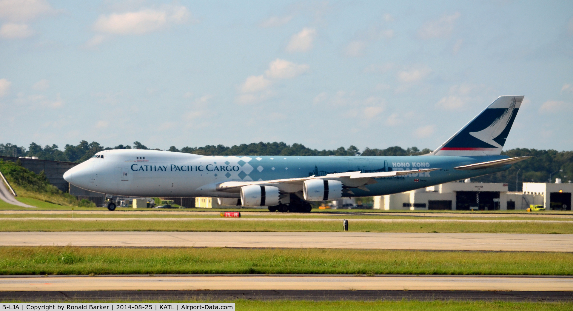 B-LJA, 2011 Boeing 747-867F/SCD C/N 39238, Landing Atlanta