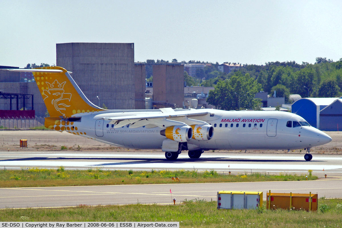 SE-DSO, 1992 British Aerospace Avro 146-RJ100A C/N E3221, BAe 146-RJ100 [E3221] (Malmo Aviation) Stockholm-Bromma~SE 06/06/2008