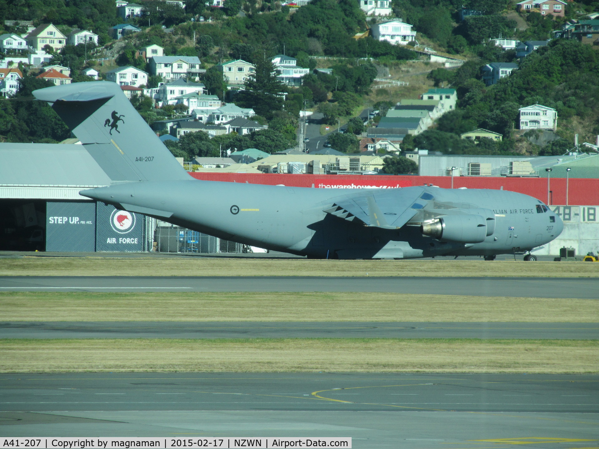 A41-207, 2007 Boeing C-17A Globemaster III C/N F-173, At wellington having delivered 50 tonnes of rock for ANZAC memorial.